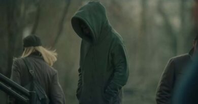 Older TV Series WARNS Of ‘SHAPE-SHIFTERS’ And ‘BLACK GOO’ (2026)